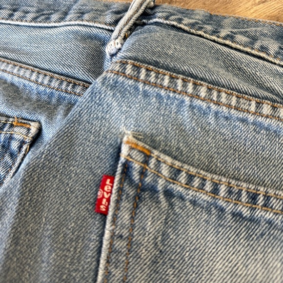 Levi's “Worn In” 505 Regular Fit Straight-Leg Jeans - Light Wash - 34x29 - Picture 2 of 13